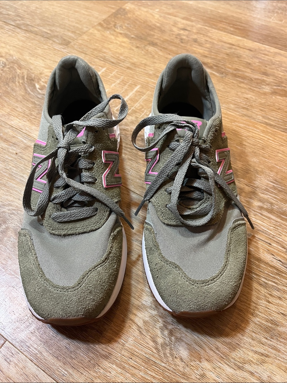 New Balance Green Pink Fresh Foam X70 Sneaker Tennis Shoe Women's 7 Logo Trainer - Picture 8 of 13